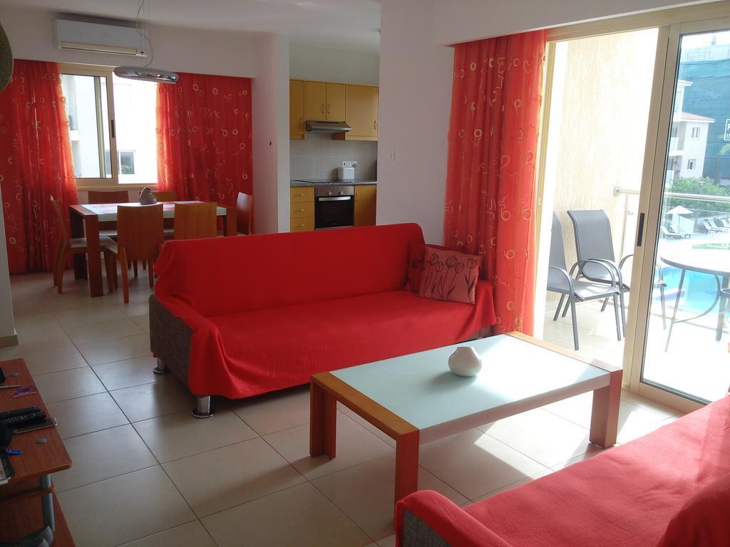 Appartement Elysia Park 9-202 à Paphos Extérieur photo